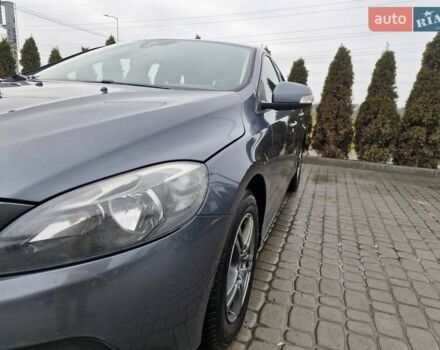Серый Вольво В40, объемом двигателя 1.56 л и пробегом 211 тыс. км за 10000 $, фото 18 на Automoto.ua