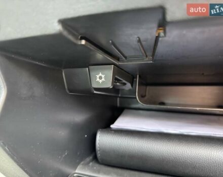 Серый Вольво В40, объемом двигателя 1.56 л и пробегом 220 тыс. км за 10750 $, фото 75 на Automoto.ua
