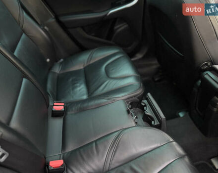 Серый Вольво В40, объемом двигателя 1.56 л и пробегом 210 тыс. км за 9950 $, фото 32 на Automoto.ua