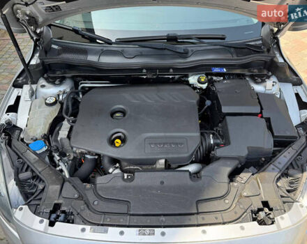 Серый Вольво В40, объемом двигателя 1.56 л и пробегом 220 тыс. км за 11000 $, фото 24 на Automoto.ua