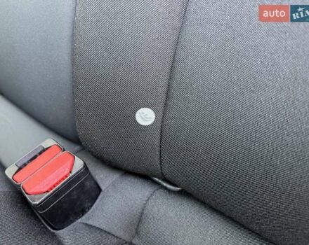 Серый Вольво В40, объемом двигателя 1.56 л и пробегом 220 тыс. км за 10750 $, фото 101 на Automoto.ua