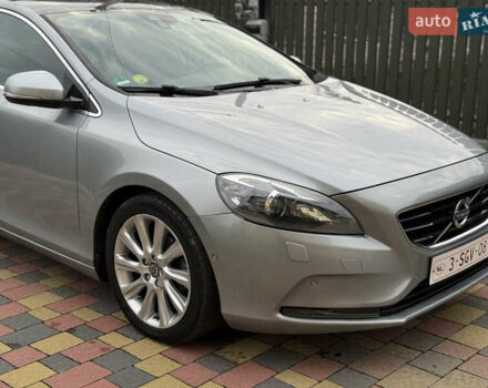 Серый Вольво В40, объемом двигателя 1.56 л и пробегом 210 тыс. км за 9950 $, фото 15 на Automoto.ua