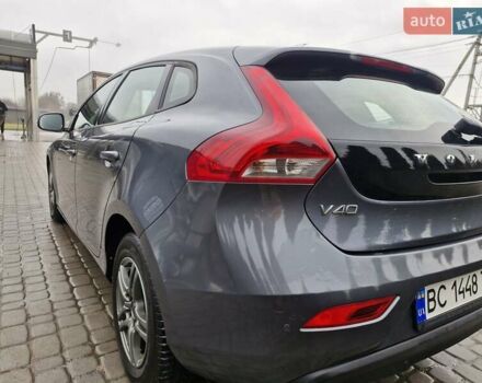 Серый Вольво В40, объемом двигателя 1.56 л и пробегом 211 тыс. км за 10000 $, фото 11 на Automoto.ua