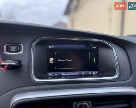 Серый Вольво В40, объемом двигателя 1.56 л и пробегом 210 тыс. км за 9950 $, фото 20 на Automoto.ua