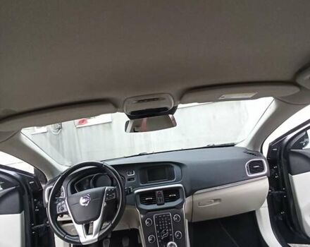 Вольво В40 2013 в Днепре (Днепропетровске) на Automoto.ua Серый Вольво В40, объемом двигателя 1.56 л и пробегом 213 тыс. км за 10800 $, фото 12 на Automoto.ua