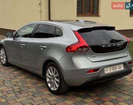 Серый Вольво В40, объемом двигателя 1.56 л и пробегом 210 тыс. км за 9950 $, фото 5 на Automoto.ua