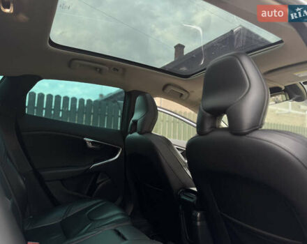 Серый Вольво В40, объемом двигателя 1.56 л и пробегом 210 тыс. км за 9950 $, фото 31 на Automoto.ua