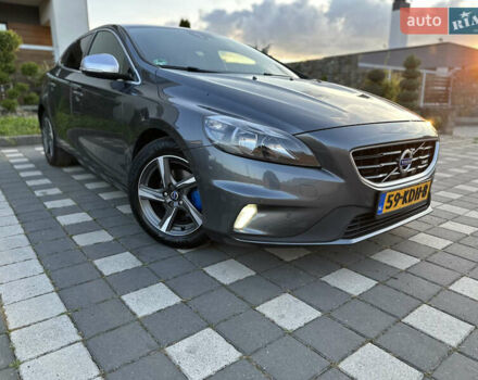 Сірий Вольво V40, об'ємом двигуна 1.56 л та пробігом 192 тис. км за 11250 $, фото 47 на Automoto.ua
