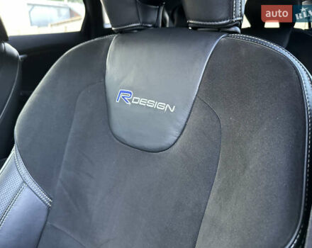 Сірий Вольво V40, об'ємом двигуна 1.56 л та пробігом 192 тис. км за 11250 $, фото 93 на Automoto.ua