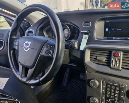 Вольво В40 2014 в Николаеве на Automoto.ua Серый Вольво В40, объемом двигателя 1.6 л и пробегом 142 тыс. км за 12699 $, фото 18 на Automoto.ua