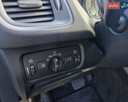 Вольво В40 2014 в Николаеве на Automoto.ua Серый Вольво В40, объемом двигателя 1.6 л и пробегом 142 тыс. км за 12699 $, фото 14 на Automoto.ua