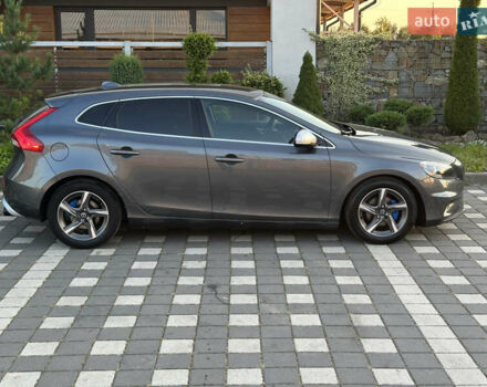 Сірий Вольво V40, об'ємом двигуна 1.56 л та пробігом 192 тис. км за 11250 $, фото 67 на Automoto.ua