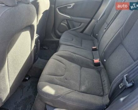 Вольво В40 2014 в Николаеве на Automoto.ua Серый Вольво В40, объемом двигателя 1.6 л и пробегом 142 тыс. км за 12699 $, фото 27 на Automoto.ua