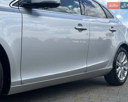 Сірий Вольво V40, об'ємом двигуна 1.6 л та пробігом 228 тис. км за 10990 $, фото 17 на Automoto.ua