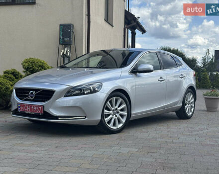 Сірий Вольво V40, об'ємом двигуна 1.6 л та пробігом 228 тис. км за 10990 $, фото 6 на Automoto.ua