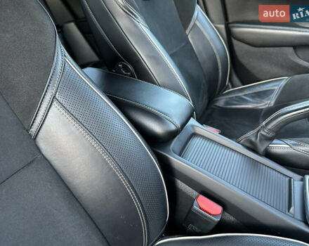 Сірий Вольво V40, об'ємом двигуна 1.56 л та пробігом 192 тис. км за 11250 $, фото 123 на Automoto.ua