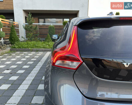 Сірий Вольво V40, об'ємом двигуна 1.56 л та пробігом 192 тис. км за 11250 $, фото 63 на Automoto.ua