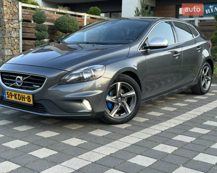 Сірий Вольво V40, об'ємом двигуна 1.56 л та пробігом 192 тис. км за 11250 $, фото 40 на Automoto.ua