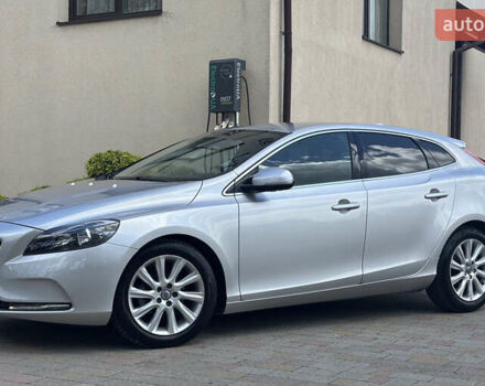 Сірий Вольво V40, об'ємом двигуна 1.6 л та пробігом 228 тис. км за 10990 $, фото 8 на Automoto.ua