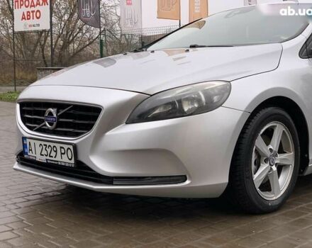 Серый Вольво В40, объемом двигателя 1.6 л и пробегом 272 тыс. км за 10000 $, фото 10 на Automoto.ua