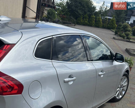 Сірий Вольво V40, об'ємом двигуна 1.6 л та пробігом 228 тис. км за 10990 $, фото 52 на Automoto.ua