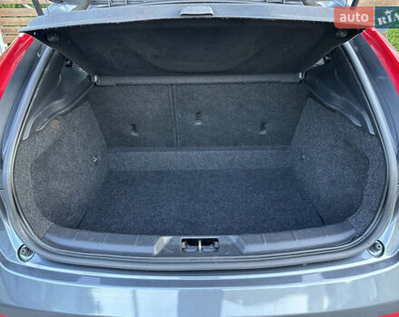 Сірий Вольво V40, об'ємом двигуна 1.56 л та пробігом 192 тис. км за 11250 $, фото 151 на Automoto.ua