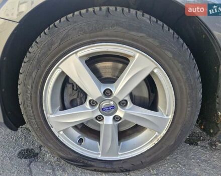 Вольво В40 2014 в Николаеве на Automoto.ua Серый Вольво В40, объемом двигателя 1.6 л и пробегом 142 тыс. км за 12699 $, фото 7 на Automoto.ua