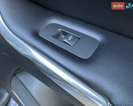 Сірий Вольво V40, об'ємом двигуна 1.56 л та пробігом 192 тис. км за 11250 $, фото 115 на Automoto.ua