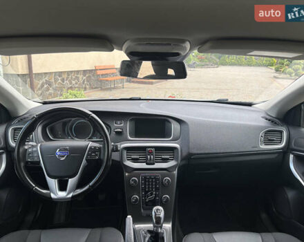 Сірий Вольво V40, об'ємом двигуна 1.6 л та пробігом 228 тис. км за 10990 $, фото 98 на Automoto.ua