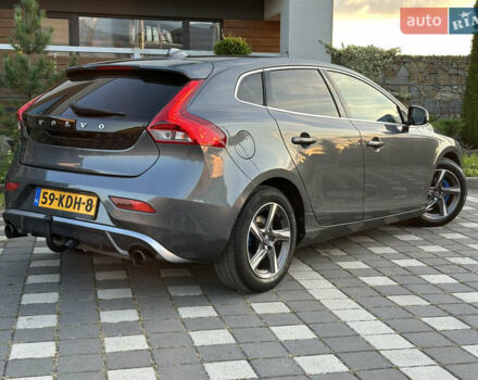 Сірий Вольво V40, об'ємом двигуна 1.56 л та пробігом 192 тис. км за 11250 $, фото 34 на Automoto.ua