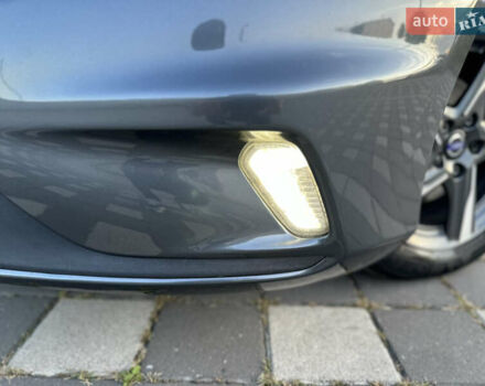 Сірий Вольво V40, об'ємом двигуна 1.56 л та пробігом 192 тис. км за 11250 $, фото 12 на Automoto.ua