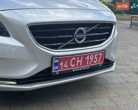 Сірий Вольво V40, об'ємом двигуна 1.6 л та пробігом 228 тис. км за 10990 $, фото 28 на Automoto.ua
