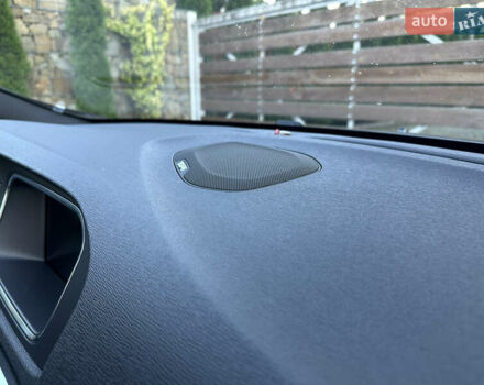 Сірий Вольво V40, об'ємом двигуна 1.56 л та пробігом 192 тис. км за 11250 $, фото 124 на Automoto.ua