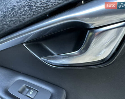 Сірий Вольво V40, об'ємом двигуна 1.56 л та пробігом 192 тис. км за 11250 $, фото 138 на Automoto.ua