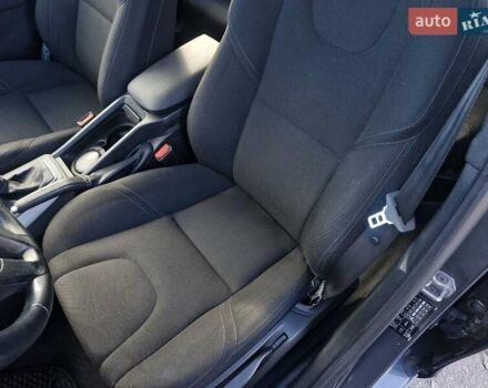 Вольво В40 2014 в Николаеве на Automoto.ua Серый Вольво В40, объемом двигателя 1.6 л и пробегом 142 тыс. км за 12699 $, фото 24 на Automoto.ua