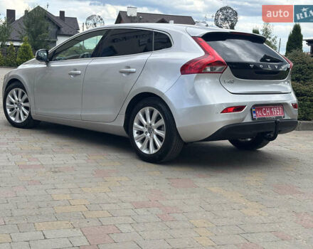 Сірий Вольво V40, об'ємом двигуна 1.6 л та пробігом 228 тис. км за 10990 $, фото 61 на Automoto.ua
