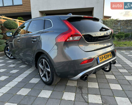 Сірий Вольво V40, об'ємом двигуна 1.56 л та пробігом 192 тис. км за 11250 $, фото 19 на Automoto.ua