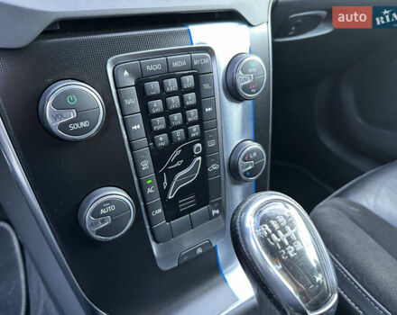 Сірий Вольво V40, об'ємом двигуна 1.56 л та пробігом 192 тис. км за 11250 $, фото 102 на Automoto.ua