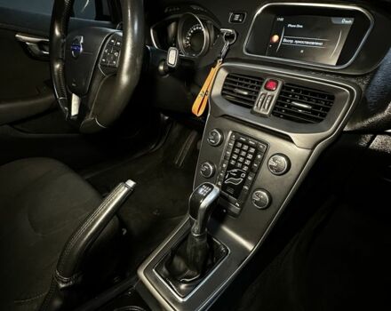 Серый Вольво В40, объемом двигателя 1.6 л и пробегом 195 тыс. км за 11000 $, фото 6 на Automoto.ua