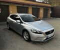 Серый Вольво В40, объемом двигателя 1.56 л и пробегом 195 тыс. км за 11000 $, фото 2 на Automoto.ua