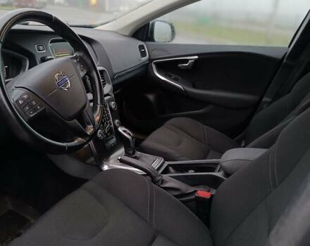 Сірий Вольво V40, об'ємом двигуна 1.56 л та пробігом 218 тис. км за 12999 $, фото 11 на Automoto.ua