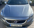 Серый Вольво В40, объемом двигателя 1.97 л и пробегом 230 тыс. км за 15000 $, фото 1 на Automoto.ua