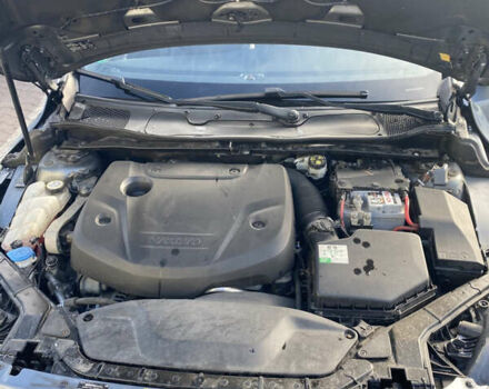 Серый Вольво В40, объемом двигателя 1.97 л и пробегом 230 тыс. км за 15000 $, фото 9 на Automoto.ua