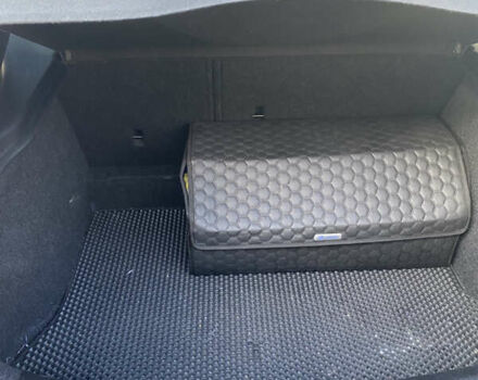 Серый Вольво В40, объемом двигателя 1.97 л и пробегом 230 тыс. км за 15000 $, фото 11 на Automoto.ua