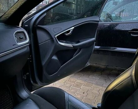 Серый Вольво В40, объемом двигателя 1.98 л и пробегом 265 тыс. км за 10500 $, фото 7 на Automoto.ua