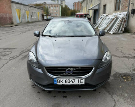 Сірий Вольво V40, об'ємом двигуна 2 л та пробігом 175 тис. км за 11500 $, фото 6 на Automoto.ua