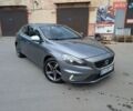 Сірий Вольво V40, об'ємом двигуна 1.98 л та пробігом 203 тис. км за 12750 $, фото 1 на Automoto.ua