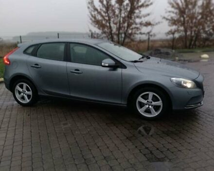 Сірий Вольво V40, об'ємом двигуна 1.56 л та пробігом 218 тис. км за 12999 $, фото 6 на Automoto.ua