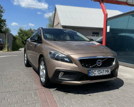 Сірий Вольво V40, об'ємом двигуна 1.98 л та пробігом 95 тис. км за 17700 $, фото 1 на Automoto.ua