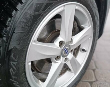 Сірий Вольво V40, об'ємом двигуна 1.56 л та пробігом 218 тис. км за 12999 $, фото 24 на Automoto.ua